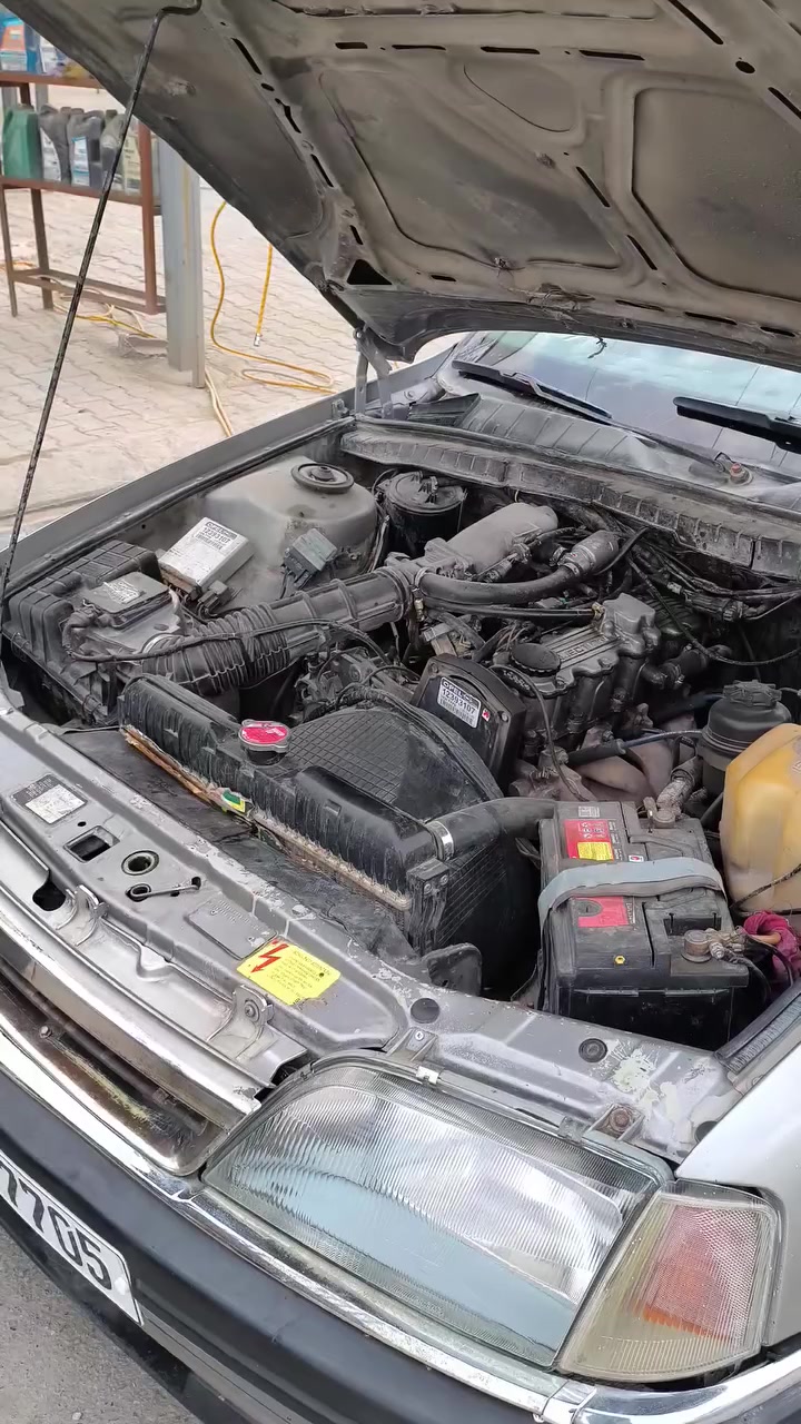 اوبل اوميكا موديل 1993
محرك 20 
سنويه مشروع وطني لحد30 بسمي
بطاقه بانزين بيها 
كير محرك شرط 
كهربائيات كلها شغاله 
صبغ عام جماليه معجون مابيها 
شرط لاكص لا خياس بيها سياره جديده
باقي التفاصيل بل مقطع موجود بل منشور 
السعر 43 بيها مجال للشراي
***********
***********
كركوك فيلق شراي اتصل
