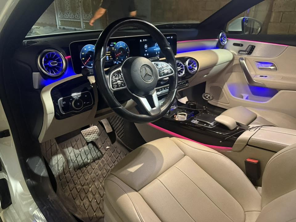 مرسيدس A-Class 220 موديل 2020
الممشى: 53,000 ميل سيارة حيل نظيفة وجديده
المحرك: 4 سلندر تيربو
الرقم: أربيل (فحص وهزة جديد)
بدون صبغ - حادثتها (سرقة دعامية)

كير ومحرك وصدر جاهزة، بدون أي مسج أو خلل
السيارة نظيفة جداً وجاهزة بالكامل
المواصفات:
بانوراما
داخل قرميدي مميز
إنارة داخلية 64 لون
رادارات أمامي + خلفي + جانبي
كشنات تدفئة
بصمة أبواب + تشغيل
شاشة ديجيتال كبيرة
لايت LED زينون عدسة
أوتو هولد + أوتو ستوب
كشنات جلد كهربائية
إنارة فتحات التبريد
السعر : 22 الف دولار 
رقم صاحب سيارة
***********

