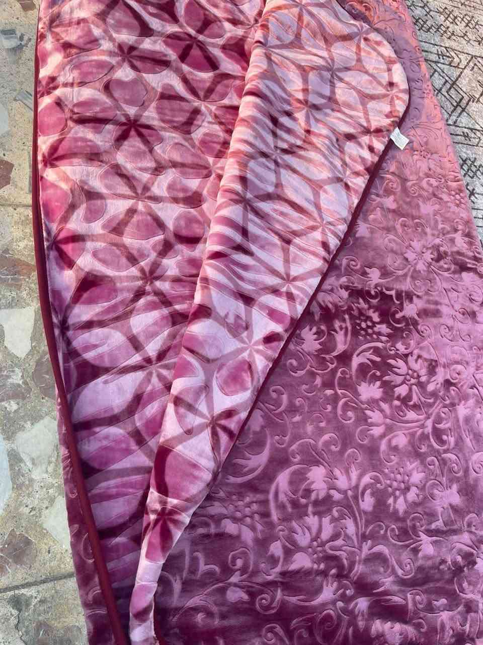 بطانيه    طبقه   وحده 
وزن   ٧ كيلو


**إذا كنت صاحب هذا الإعلان وتريد حذفه لأي سبب، رجاءا أرسل رسالة إلى الدعم الفني**
