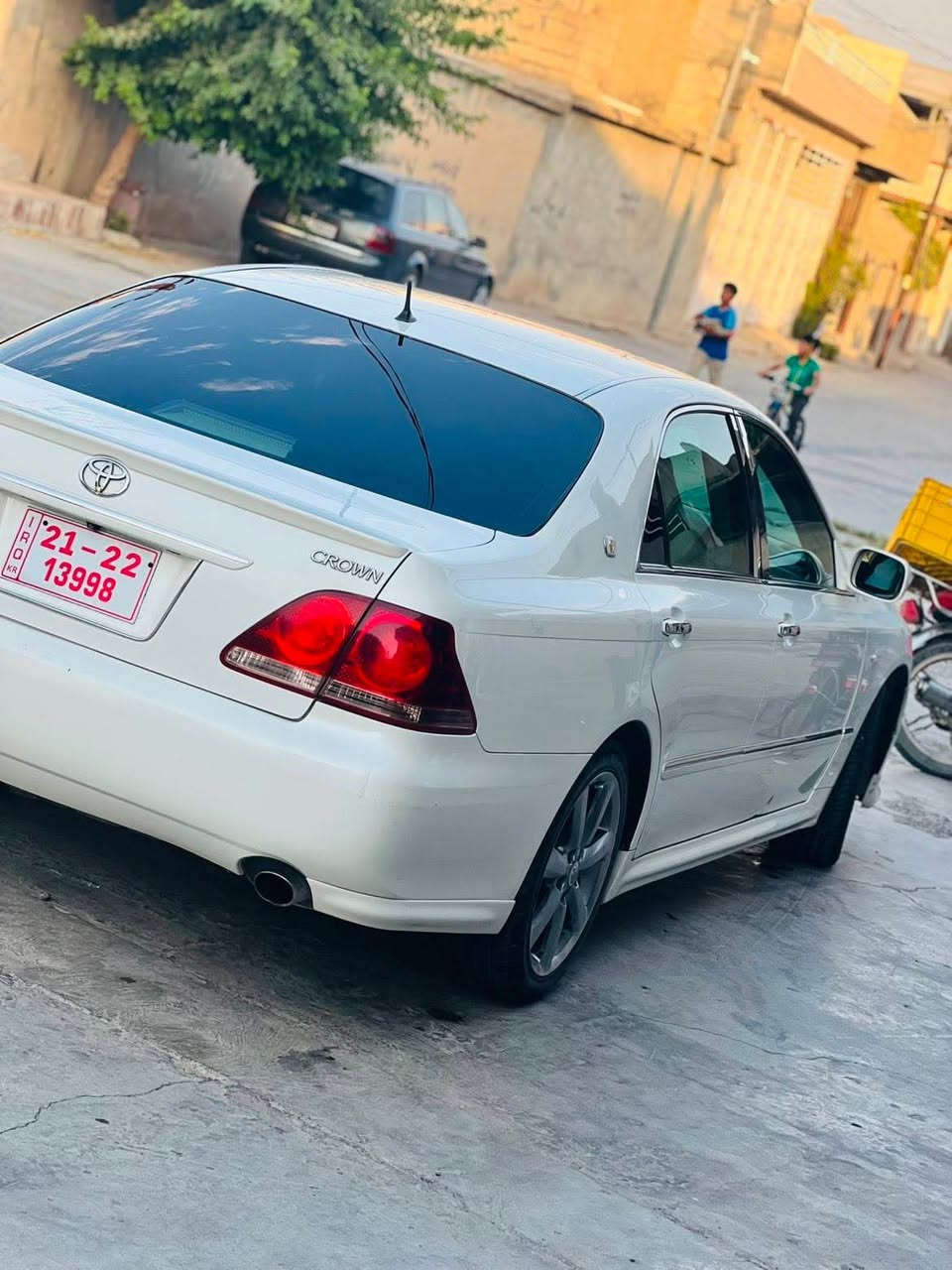 شاهینە 
2007
موس موس
جڵدو هیتەر
یەک پارچەی بۆیخە 
سەیارەکە کامل مەسروف کراوە 
دەحم و لێدراوی نیە 
گێڕ و  مەکینە بەشەرت
نرخ ٦٣ مەجالێکی کەم
*********** رانية, السليمانية
