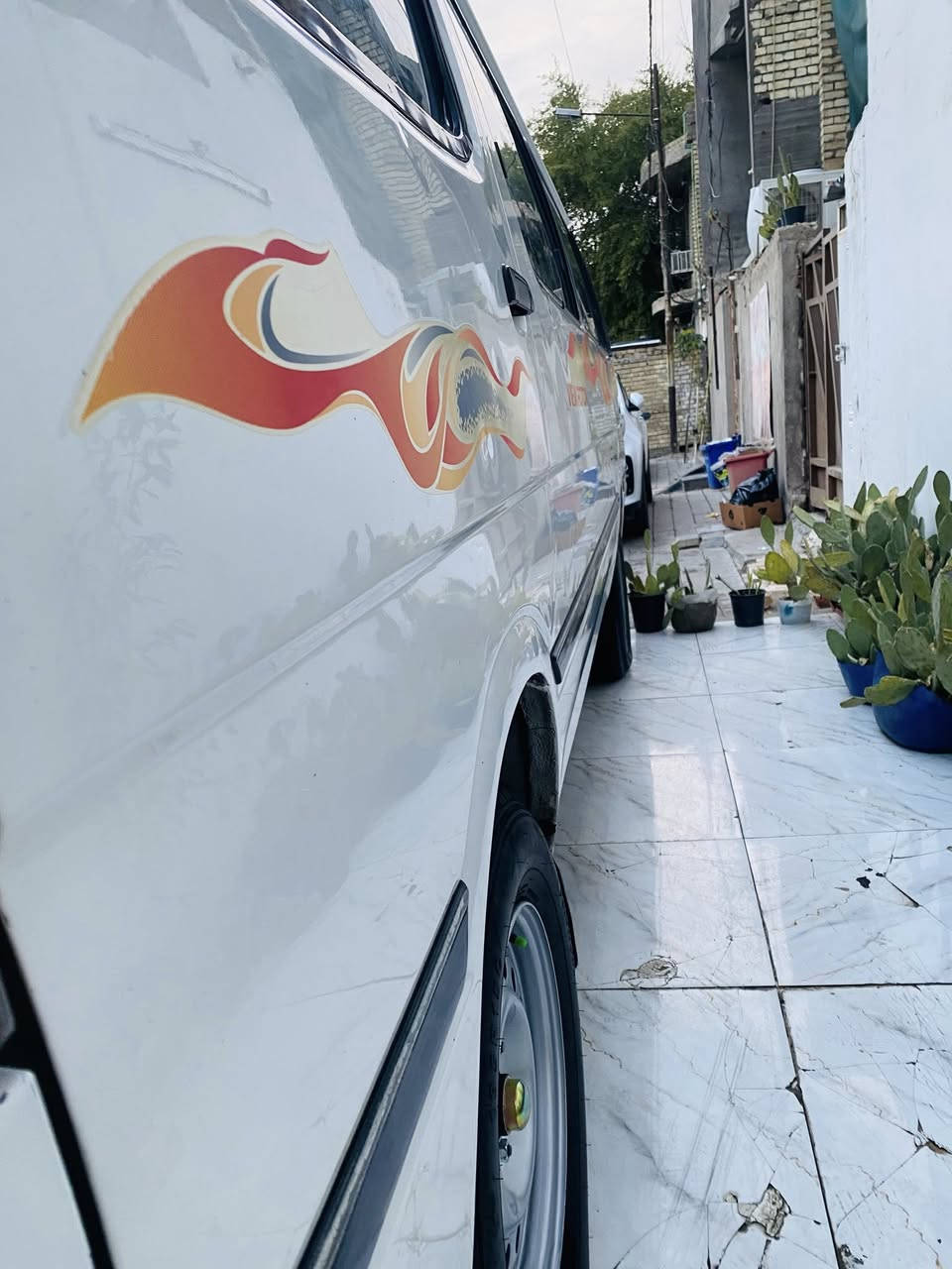 السلام عليكم كيا فتون ١٦ كفاله عامه من الزلغ والبارد مكينه مكفوله تخم تاير تخم ويل صدر امامي وخلفي جديد كهربائيات كلها بلاديه دوشمه عامه شرط التحويل 

خاص مارد اتصل وتدلل 

السعر ١١٢ وبيها مجال 

***********
