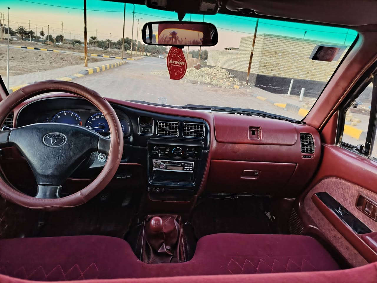 سلام عليكم بيكم موديل 2004 كفاله عامه السونار مرفق بل المنشور
رقم بابل دولي بسمي محرك مامفتوح وكير مامفتوح حداديه كهرباءيات كله شغاله سياره جاهزه 
سنتر لك 
سياره مال جناي مكاني ديوانيه
السعر 123 وبيه مجال بسيط للشراي *********** مكلف بنشر خاص ماجاوب
