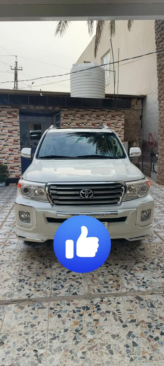 السلام عليكم 
لاند كروز موديل 2015بغداد 6سلندر
السيارةكامل مواصفات بريم ام دفدي ماشي62000حقيقي مو منزل شرط الفحص مكفولة 
السعر 44,000$
الاتصال ***********
