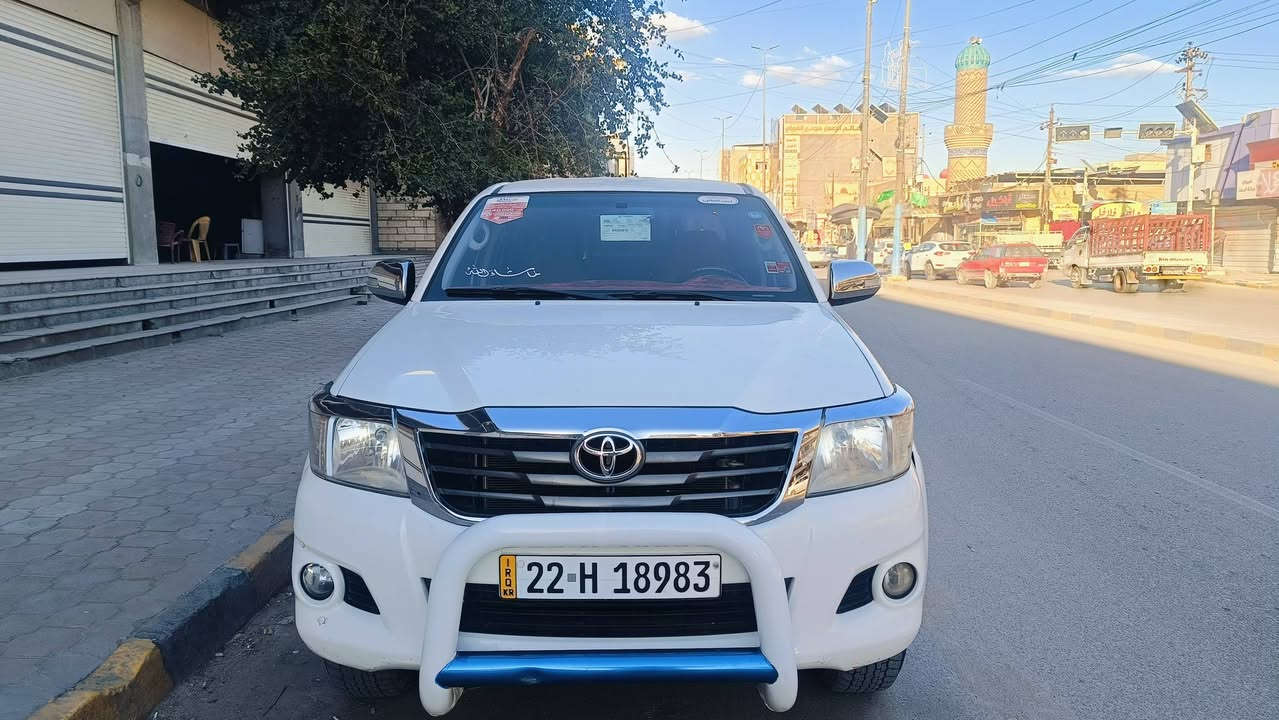 السلام عليكم بيكم فورويل 2014مكفوله من ضربه وصبغ ماشيه 200مكينه مكفوله مامفتوحه تخم  جديد حداديه جديد رقم اربيل انكليزي مكان نجف 
اتصال فقط 
رقم ***********
