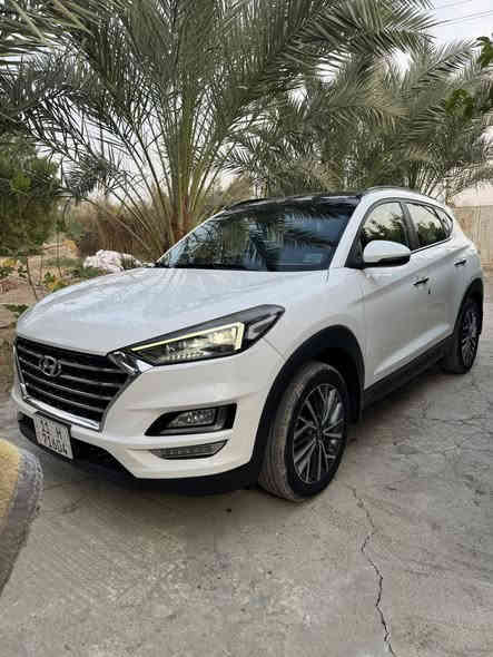 السلام عليكم سيارة توسان  موديل ٢٠ مكفول فول موصفات مكاني بغداد جسر ديالى القديم *********** غير متواجد على الفيس  سعرها ٢٢٥ ماشي ٥٧ الف
