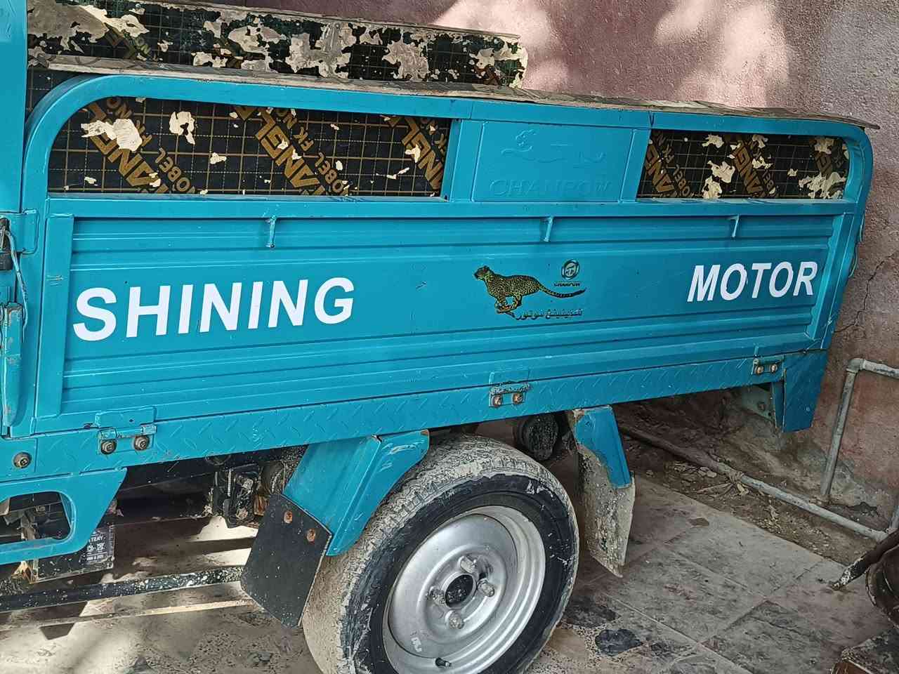 السلام عليكم ستوته صقر موديل 22 اوراق اصليه المكان نهروان السعر 1,800 وبها مجال***********
