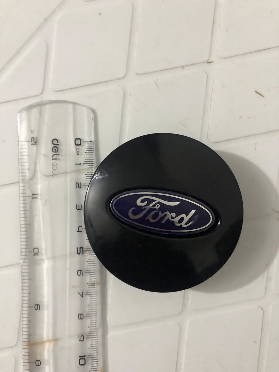 كبات ويل كب فورد اصلي اسود لامع
فدوة اروحلك حبيبي قبل لا تراسلني:
١- السعر ثابت ٣٠ الف مع التوصيل ما يعجبك السعر، تشوفهن غاليات، بغير مكان ارخص، اي فكرة ثانية تجي ببالك رحمة لامواتك لا تراسلني، مثل ما گلت السعر ثابت .
٢- القياسات گدامك بالمسطرة و الفيتة طابق القياس وي قياس الكب اللي عندك او فتحة الويل كب قبل كلشي (الرنگ الحديد قطرة ٥،٥ سم، الرنگ البلاستك القفل قطرة ٦ سم، الگشر الخارجي اللي بي علامة فورد قطرة ٦،٥سم).

اذا تريدهن راسلني خاص و اني بخدمتك…
تحياتي للكل


**إذا كنت صاحب هذا الإعلان وتريد حذفه لأي سبب، رجاءا أرسل رسالة إلى الدعم الفني**