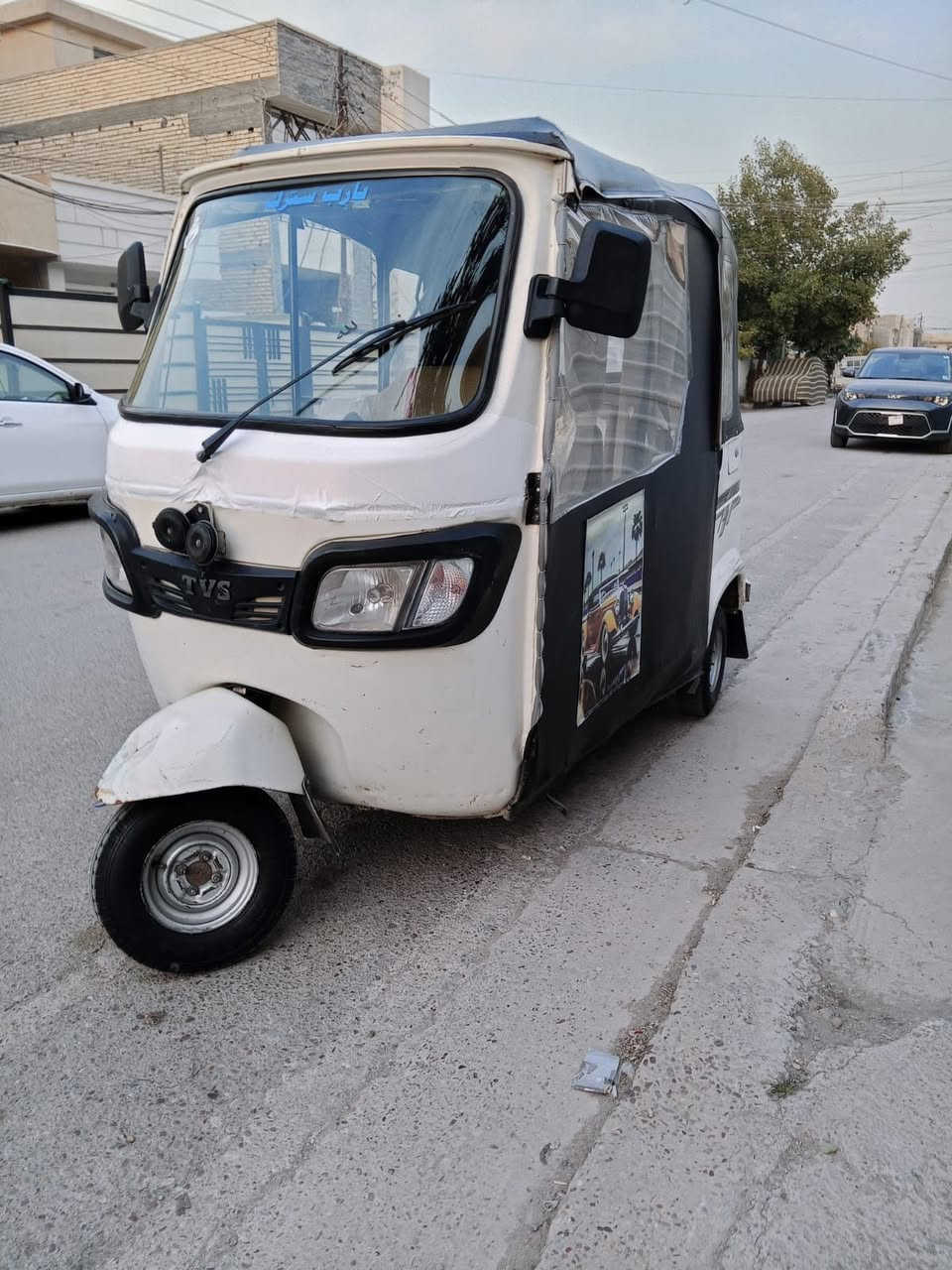 سلام عليكم شباب تكتك البيع موديل 21 شهر 10 تكتك نضيفه مرقمه سنويه بسمي  بغداد حي جهاد سعر 7  بيه مجال ***********
