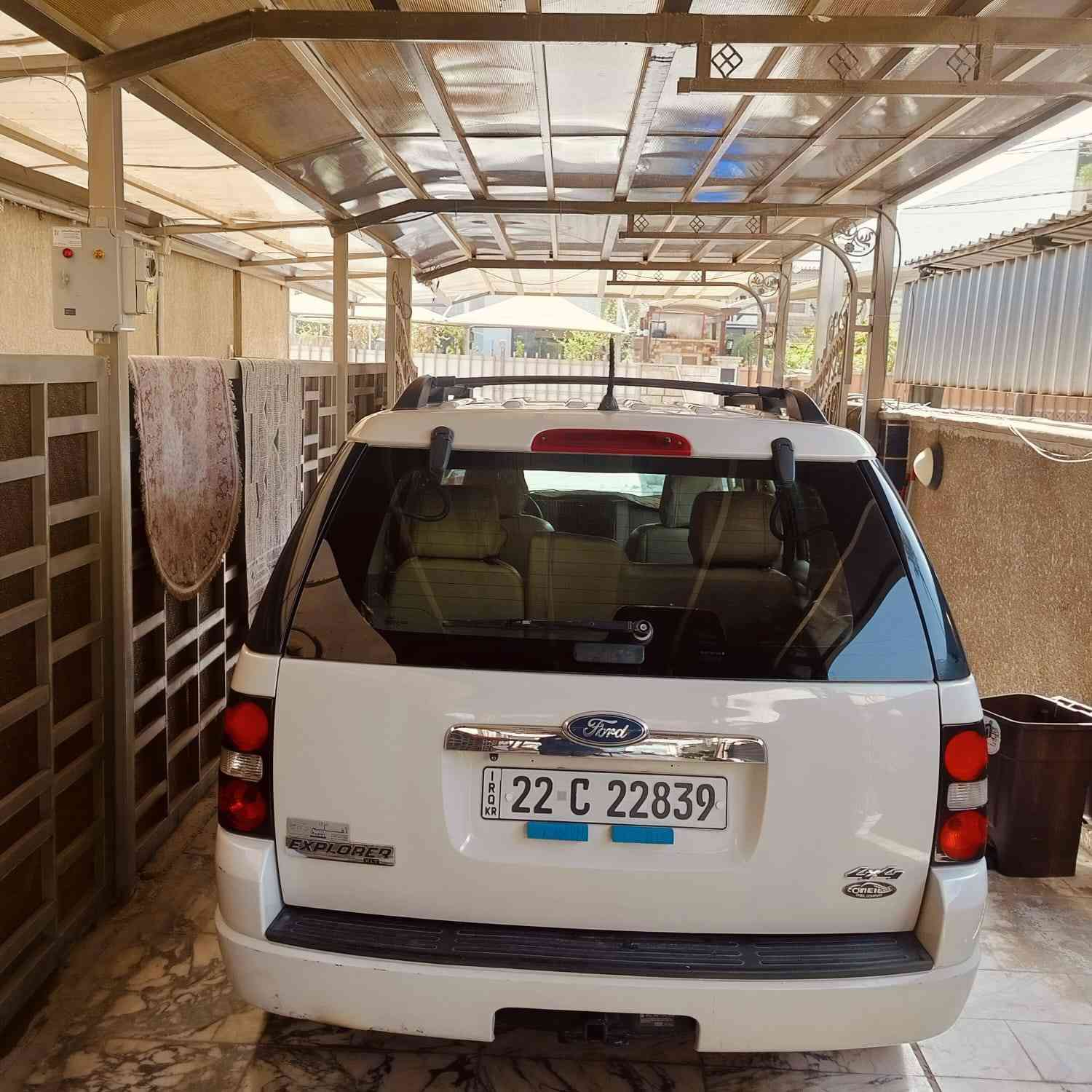 فورد اكسبلور. 2010
بدون ضربه بدون بارد 
فقط خدوش بسيطه جدا. كلين. سلايد روف تدفئه تبريد كشن امامي كهربائي كير محرك جديد وارد يابان 
فور ويل 
الداخل نظيف جدا جدا كير اوتماتيك
تحكم ستيرن 
الصدر جديد شاشه 
كامره خلفيه
فتحه فيت بم عمل اورجنال
ويل كب
سبعه راكب
تخم تاير جديد 
السعر    125 ورقه
المكان بغداد الوزرية شارع المغرب 
***********
