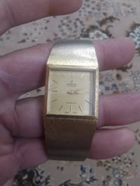 فنتج سويسري • ابعاد ٢٥×٢٥ • سير مستبدل