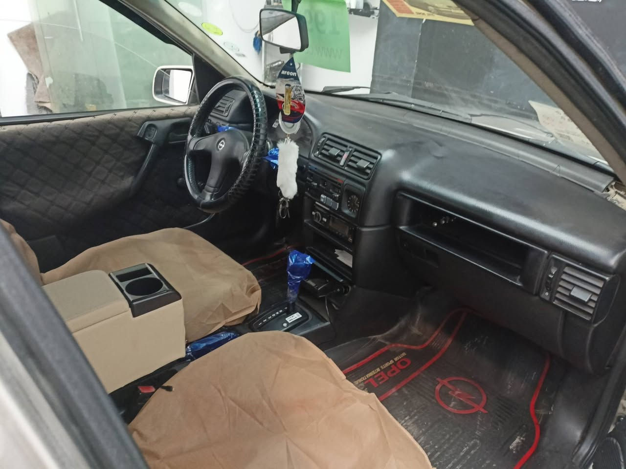 فكترا موديل 92 رقم اربيل محرك 20 كير اوتوماتيك دفتر بنزين بي سياره مال بيت كير محرك شرط سعر 45 بي مجال عنوان كركوك بدون خاص شراي يخابر


**إذا كنت صاحب هذا الإعلان وتريد حذفه لأي سبب، رجاءا أرسل رسالة إلى الدعم الفني**