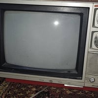 تلفاز • قديم • ٦٥ سنة