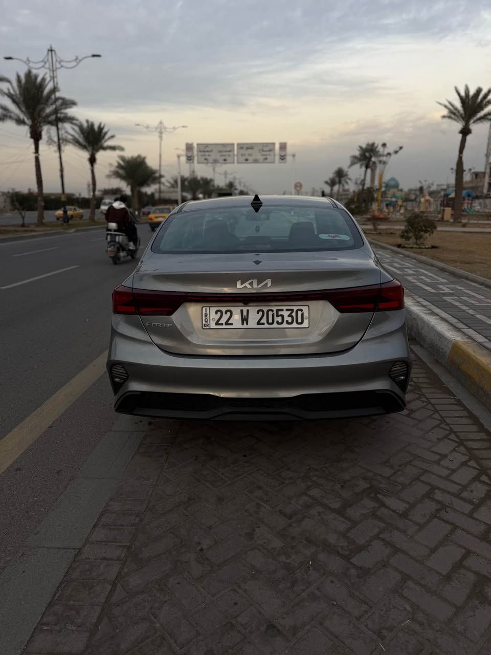 السلام عليكم 
كيا فورتي   موديل 2024 
حادثها  جاملغ امامي وباب صفحة سكن مبدلات  وبيها صبغ  شويه بل باب  
    
بدون دواخل شاصي لغد. مكفوله بجم كبس  ابيعلك شرط السونار
  
كير مكينة تبريد مكفوله
 السيارة جديده. ترايك وين متريد   

 
رقمها  اربيل 
ب أسمي تحويل ثاني يوم 
 ماشيه٣٢
سعرها.150وبيها مجال بسيط.  

*********** بغداد, العراق
