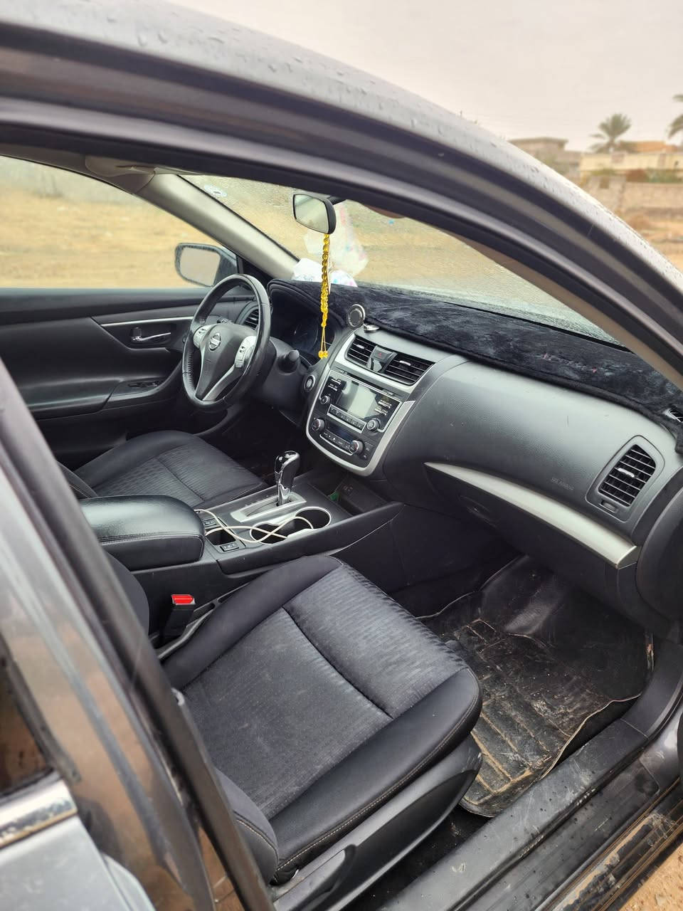 السلام عليكم
للبيع نيسان التيما موديل 2017
رقم اربيل مميز 
سعر 122 ورقه بيها مجال قليل 
رقم سنويه وفحص وهزه كلو جديد 
شرط التحويل 
مكينه وكير وتبريد كله بشرط وين ماتريد افحص
محرك 2500 المرغوب اربعه سلندر
مواصفات plasSV فول فول 
بصمه 
ابواب بصمه 
صندوق بصمه
ردادات خلفي جانبي كلو شغال
تحديد سرعه
سلايت فتحه
تبريد مركزي قطعتين
شاشه وكاميرا
كشن كهربائي هيتر 
جاملغين امامي (((بدون بنيد))))) وشويه بالجاملغ الخلفي بدون دواخل بجم خلف كبس شرط رقم شاصي موجود مع صور شوف حادثها يطلع 
سياره احلى من صور سياره نظيفه ما بيها مصرف
حجر كزوز بالشرط
مكان السيارة صلاح الدين / العلم 
للاستفسار الاتصال 
***********
***********
