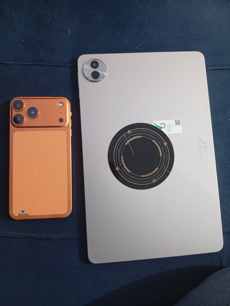 السلام عليكم #مراوس فقط
جهازي الاول ايفون xs max ذاكره ٦٤ محور ١٧ مبدل شاشه وكاله ٣ خيارات وبطاريه  شحنه يخبل مايصرف  بي ثلمه زغيره بالظهر فقط مثل ماموضح بالصوره والثاني ايباد هونر ١٠ ذاكره ٢٥٦ فول سلاسه ومعروفه مواصفاته  احتمال بي فطر بالابلازما مامتأكد منه احتمال بلزكه شاشه اني مشايلهه منه جهاز بعده لوك ووفول سلاسه ويا حساب بوبجي والمترو بي الخنجر الذهبي. وبي حساب بيس. بي نوادر  
اريد جهاز واحد مرتب بيههن ثنينهن  مكاني بغداد قريب البياع


**إذا كنت صاحب هذا الإعلان وتريد حذفه لأي سبب، رجاءا أرسل رسالة إلى الدعم الفني**