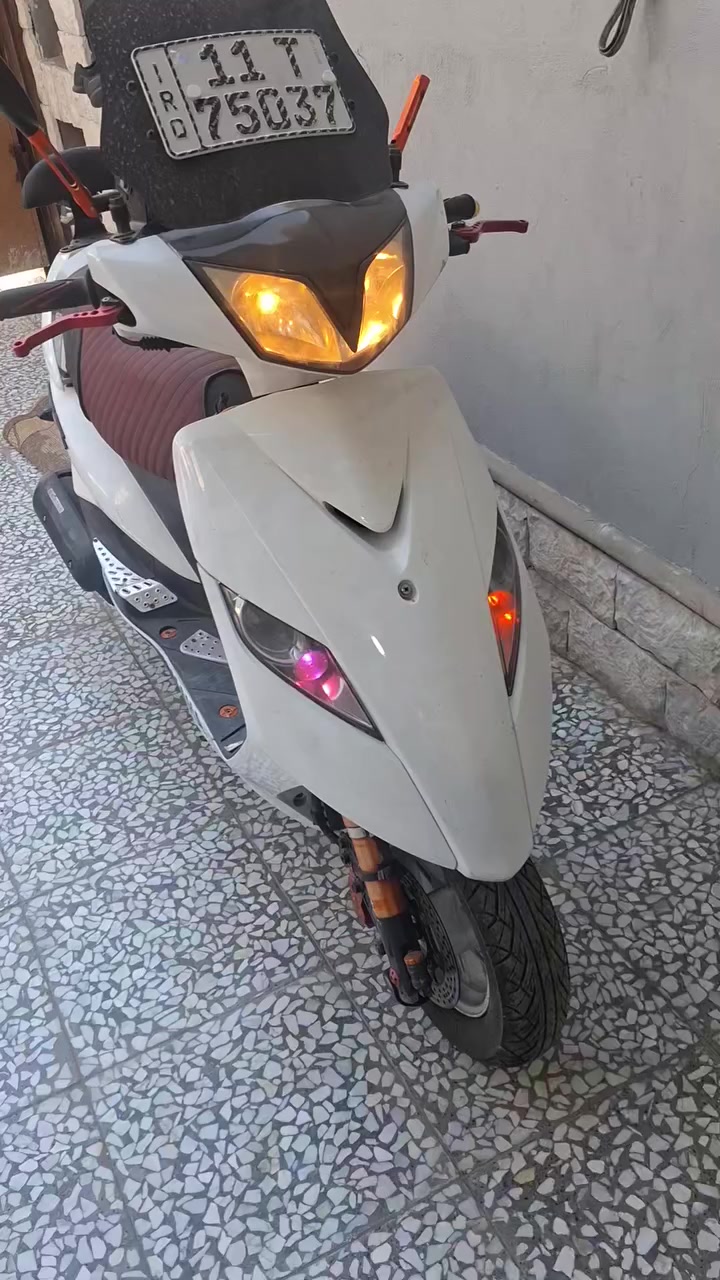 سلام وعليكم دراجه ثعلب مرقم بسمي تحويل ثاني يوم  ادراجه رنبه مكفوله جيب اي فيتر يعجلك مزوده تزويد كامل مصروف عليهة هواي ومتعوب عليهة جهاذ انذار سرقه جيبي اس بيهة مكاني بغداد *********** شباب فدوه الدراجه متعوب عليهة اهل المصلحة يعرفون التعب ويعرفون حق ادراجه
