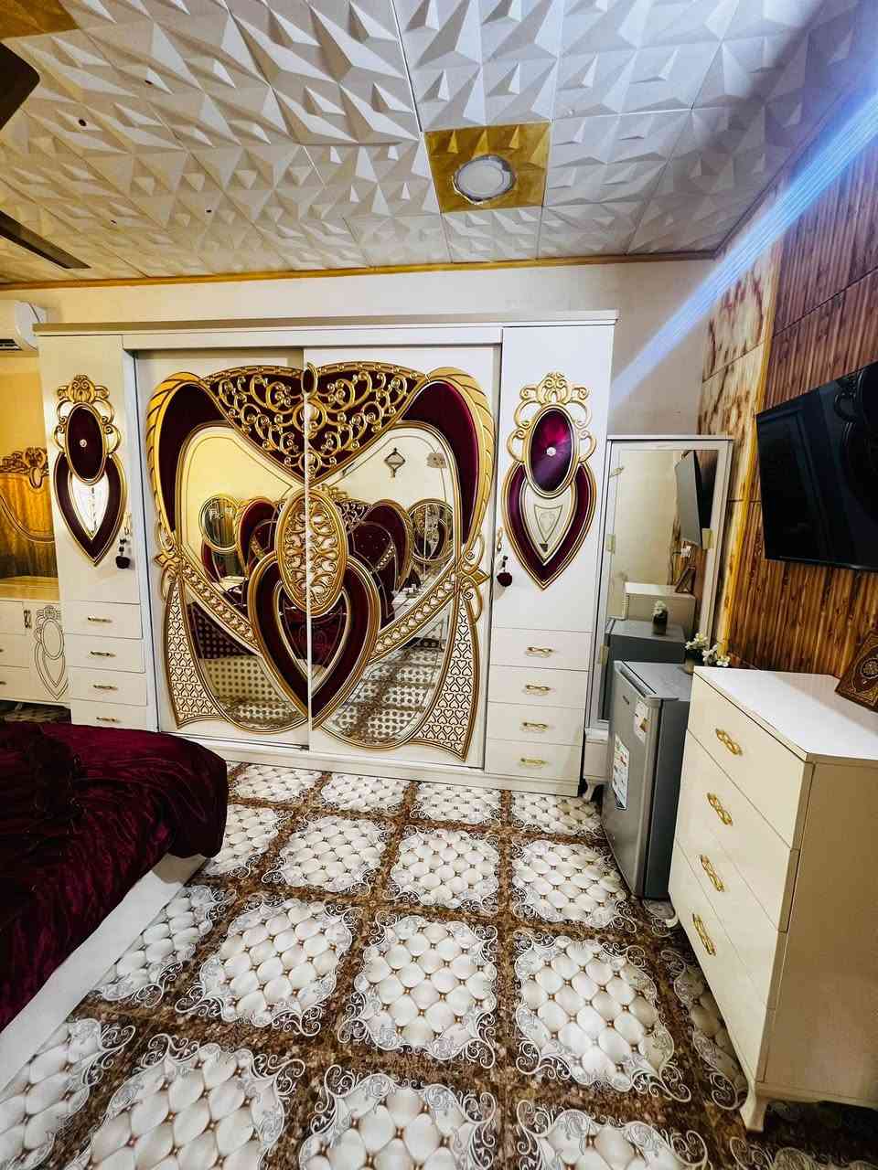 سلام عليكم غرفه خشاب ضخمه تركيا للبيع السعر مليون 200وبيه مجال مكاني ابو اغريب رقم
واتساب فقط ‬ ‭

‭***********
