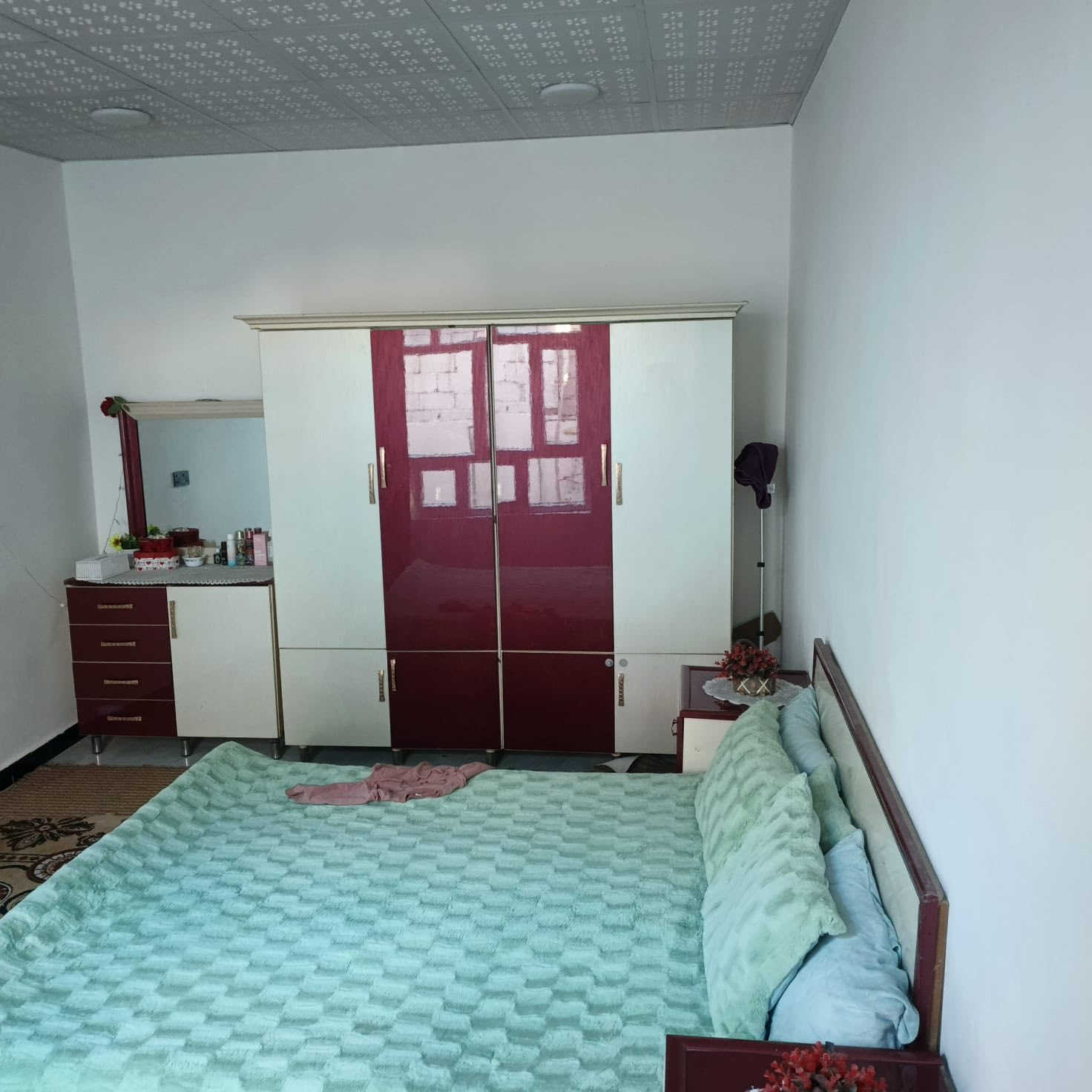 #للبيع
مشتمل مساحته 100 متر طابو زراعي سند 25 
الموقع // ديالى بعقوبة تقاطع الساده نهر الشيخ 

المشتمل بناء حديث 
طابقين كما موضح بلصور 

البناء
الأول استقبال ومطبخ وصاله وغرفة وصحيات 
الثاني  نفس الطابق الأول 

تبليط خدمات مدرسه 
السعر $ 

للاستفسار الاتصال على الرقم 
او مراسلتنا عبر الواتساب 
*********** 

للنشر على الصفحه فقط مراسلتنا 
#اكسبلور #بعقوبة #ديالى #ترند #عقارات #عقار #بيع #شراء
