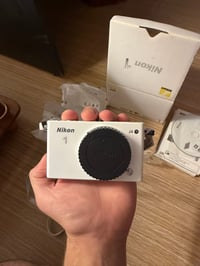 كاميرة nikon 1 j4 حلوه للفلوكات والسفر تصور 1080 60 فريم شاشتها لمس تد...