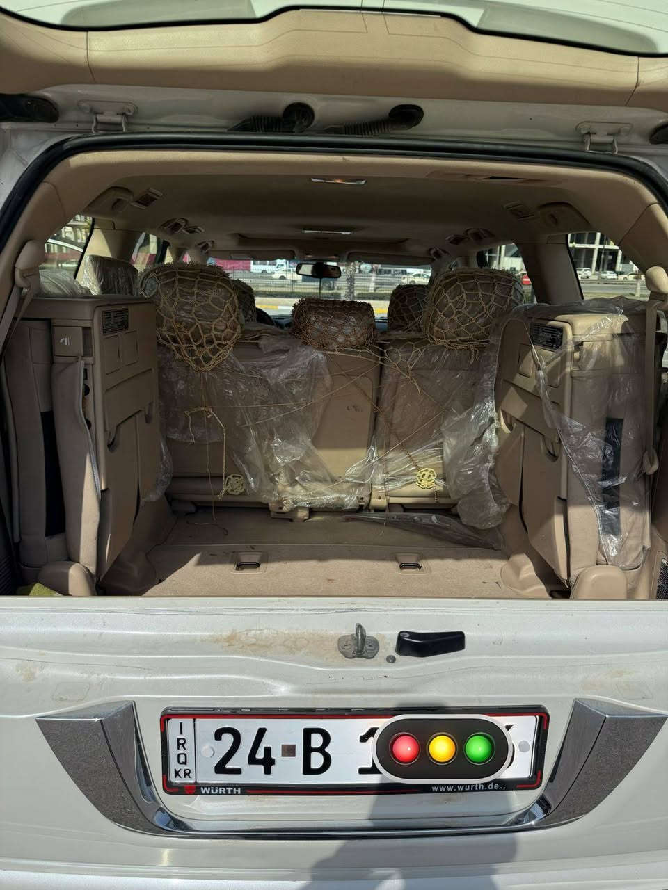 لاندكروزر 2012 فطيم v8 خليجي
المحرك 4700 
محرك جديد غير مفتوح 
ماشيه 145 حقيقي 
ثمانيه سلندر 
حساسات 
سلايد 
كشن جلد كهربائي السايق 
بصمة 
ايرباكات 
رقم شمالي (دهوك)
تايرات جديدة 
سنوية جديدة 2030 
هزة جديدة 
بدون غرامات 
صبغ مؤشر بالبونت دائرة الحمرة فقط 
تحويل مباشر باسمنا 
السيارة عندنا من 2015 
السعر 370 و مجال


**إذا كنت صاحب هذا الإعلان وتريد حذفه لأي سبب، رجاءا أرسل رسالة إلى الدعم الفني**