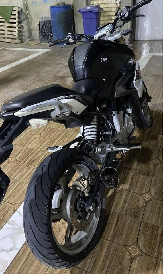 BMW 
محركc 310
مكفوله كير ومكينه 
موديل 2017
السعر 💵:17ورقه 
ارواقه موجوده ومدفوع كمرك 
عنوان بغداد:حي السفير خلف مستشفى العطاء
الاستفسار: ☎️ 
0777 693 3048
