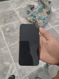 آيفون 13 برو ماكس • بطارية 83% • قفل مكاني