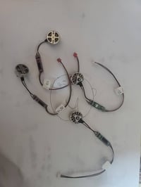 ماطورات • ٤ قطع • توصيل