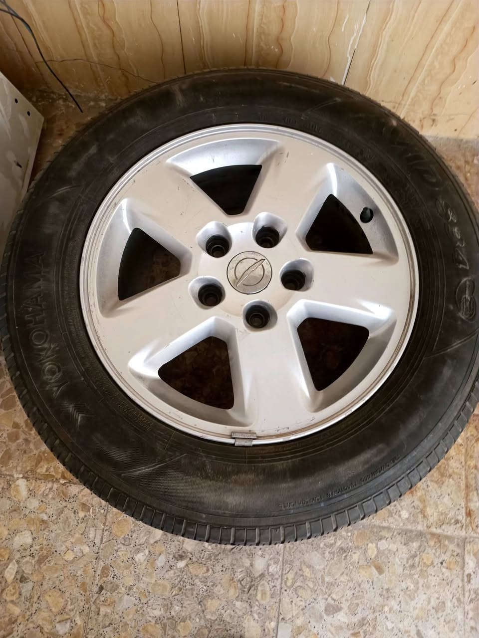 ويل باسفيكا حجم 17مع إطار يوكوهاما للبيع
العنوان نجف 
***********
