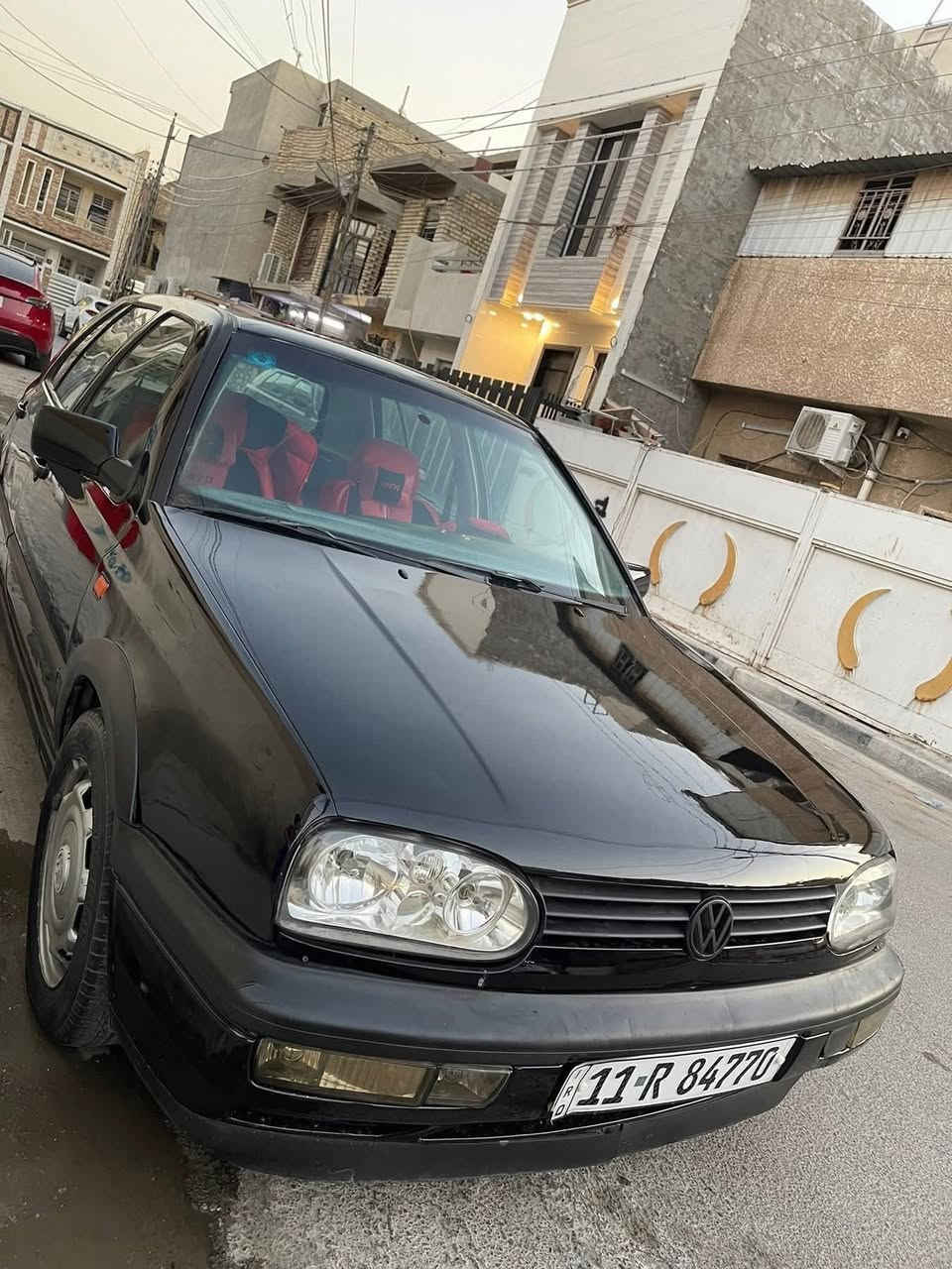 سلام عليكم شباب كولف 1994 للبيع محرك 1800 جديد
كير اوتو جديد
تخم تاير جديد 
صدر امام خلفي جديد 
الرقم انكليزي 
السيارة بدون حادث
السيارة الجديدة خير من الله 
نواقصدة داخل الغرفة شي بسيط 
***********
السعر ( 48 )
