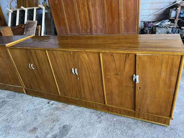 1.كنتور ست ابواب ملحق صاج داخل وخارج
2.كنتور خمس ابواب صاج داخل وخارج
3.بوفيه صاج داخل وخارج عدد2
4.كاونتر ثلاث قطع 
5.جرابي نفر مستعمله 
6.جرابي نفر جديد 
المكان بابل قضاء المحاويل مقابل معسكر المحاويل البوابة الشمالية بتجاه بغداد 
يوجد لدينا خدمة توصيل 
للاستفسار الاتصال على الرقم التالي *********** او التواصل عبر الواتساب برقم الاسيا
