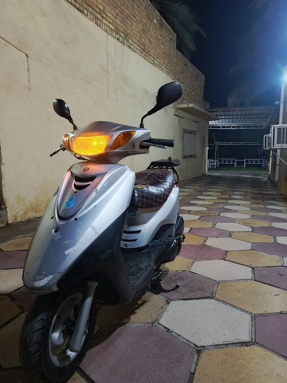 سلام عليكم دراجه اكزز نوزل للبيع الدراجه كلش حلوه ونضيفه كلشي شغال الدراجه بيه نقوصات الاستفسار علئ الرقم*********** موجود سيمكارت واتساب السعر خاص
