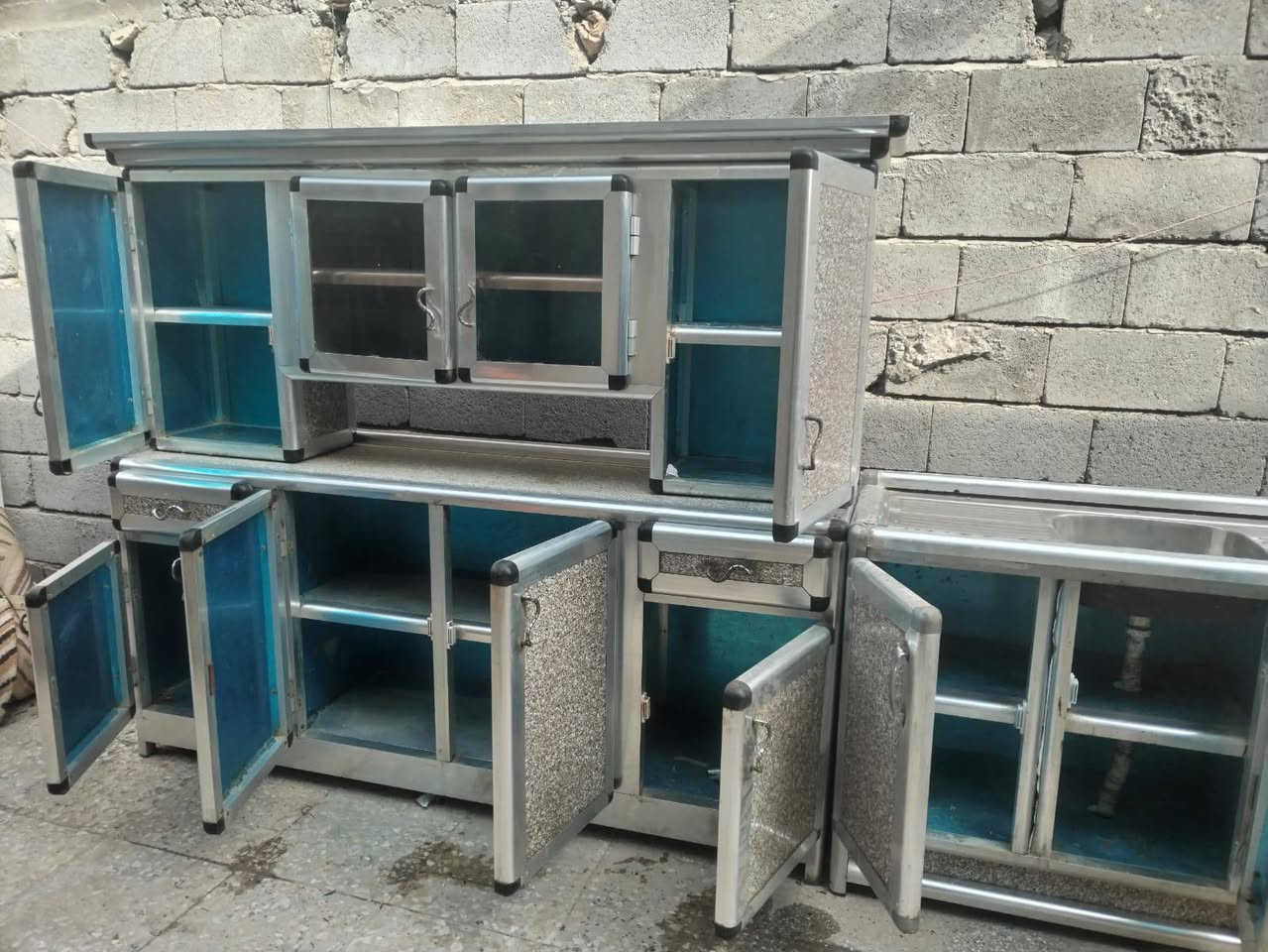 ***********كاونتر مترتين مستعمل وسنك متر و30  العنوان ابو الخصيب البهادريه يم محطه الغاز يوجد خدمه توصيل الاستفسار خاص
