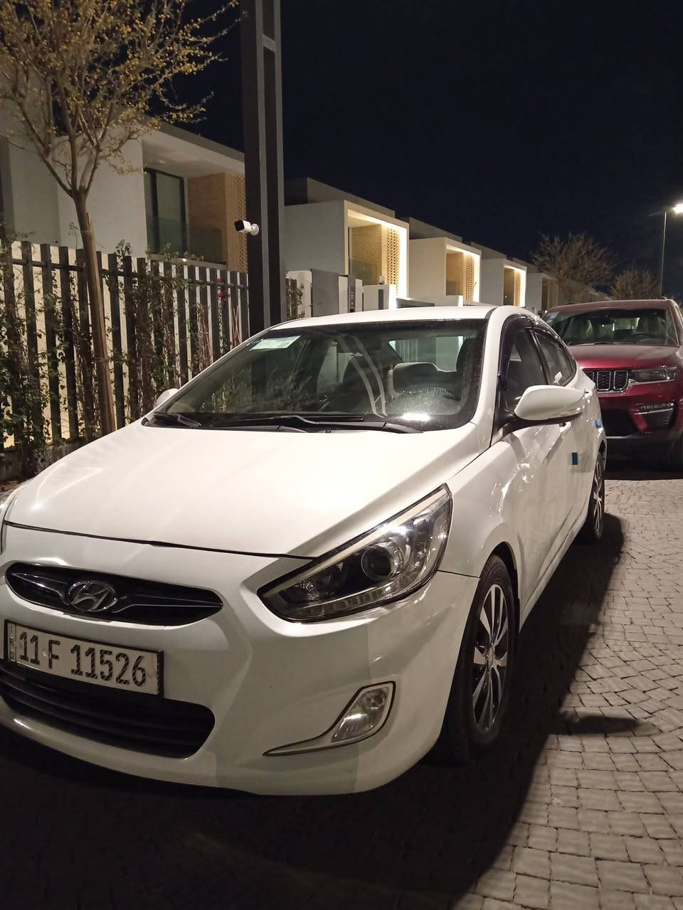 السلام عليكم اكسنت ١٥ للبيع سيارة حلوة وجاهزة بيهة صبغ نصف البنيد فول ماعدة الفتحة السعر النهائي دفتر و٥ ورقة ***********
