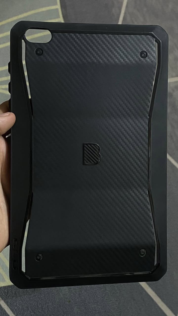 للبيع تاب BLU ذاكرة 32 مع كڤر بلادي مال الشركة يحتوي على منفذ لـشريحة SIM لأستقبال المكالمات وكذلك منفذ للرام RAM ومنفذ Type-c للشحن ومنفذ Reset على جوانبه وكما مبين نظافة الجهاز وتفاصيله في الصور ادناه ؛
المكان النجف حي المهندسين قرب صيدلية محمد شربة للأستفسار الاتصال على الرقم *********** او المراسلة على الخاص
