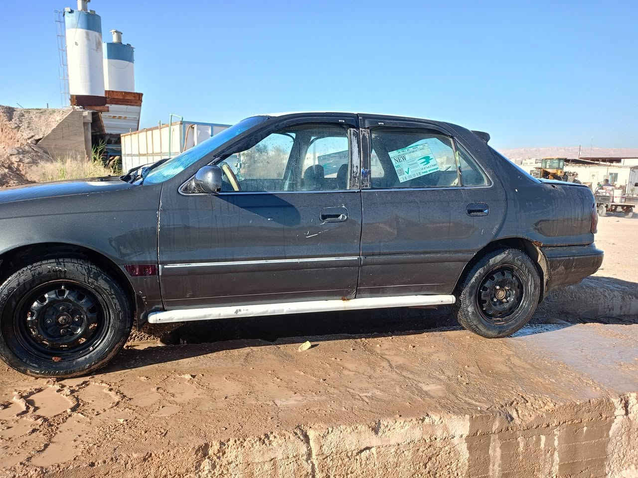 السلام عليكم سياره النترا موديل 1993 للبيع كير ومكينه خير من الله صدرها شويه تعبان خياس بلچاملخ الخلفي سنويه ل 2027 تحويل ثاني يوم الاستفسار ع رقم ولخاص موجود ولمو شراي ليعلق رجاءأ رقم لهاتف *********** واسط قضاء بدره
