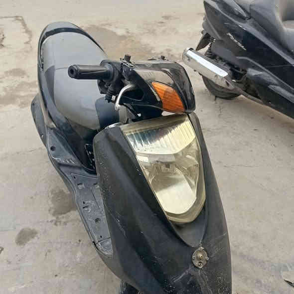 بريز للبيع او مراوس بماكس عدله 
الدراجة نقصهة باتري وجامة بك لايت المكان بغداد الدولعي
