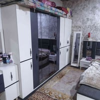 غرفه جديده ستعمال قليل 8بيبان تسع قطع زلغه مابيه ب800وبيه مجال جوه الس...