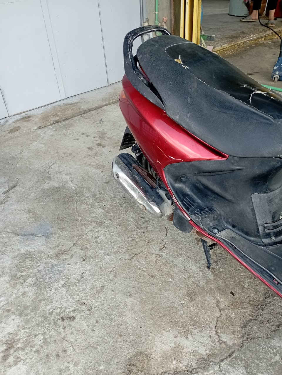 السلام عليكم دراجه فراشه للبيع دراجه جديده ما عوزه برغي كهربائيات كلها شغاله سلف  هندر محرك شلعه ومعدل ونعومه دراجه نضيفه السعر 350وبيه مجال للشراي مكاني بابل الحمزة الغربي للاستفسار ***********
