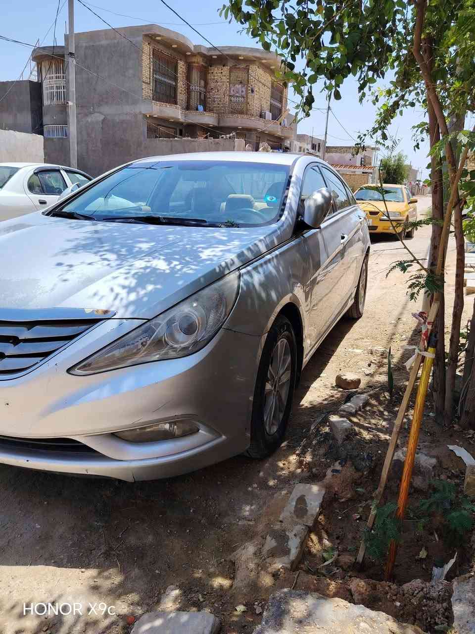 السلام عليكم سوناتا 2011خليجي محرك 2400 حداديه تخم تاير خير من الله تبريد ثلج لايت زنون جاهزه السياره بأسمي العنوان الديوانية السعر 105 وبيها مجال ***********
