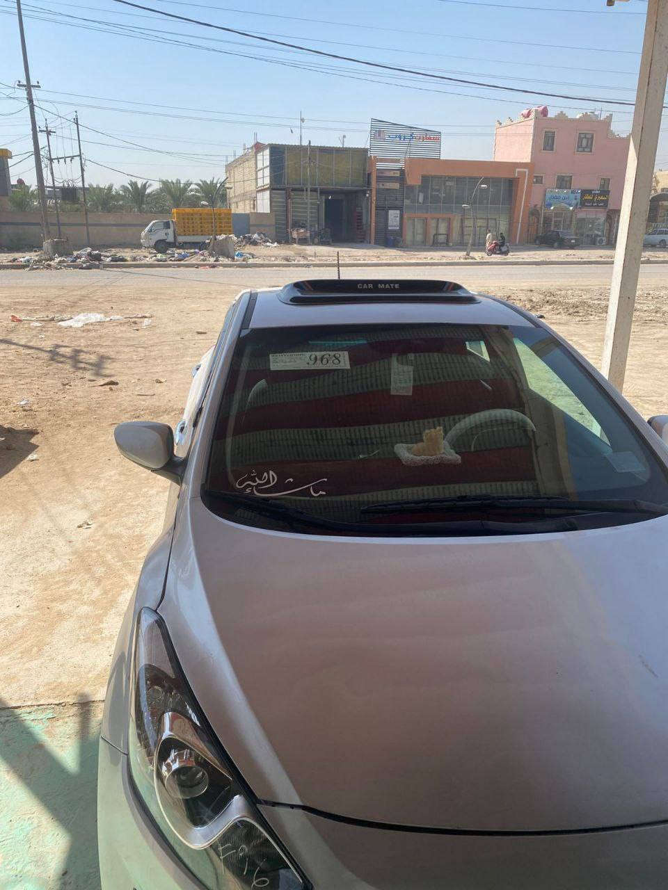 ألنترا هاش باك 2017 وارد امريكي رقم ذي قار مشروع وطني بيها 3 قطع سياره نظيفه شاشه كامره حساسات فول مواصفات 
السعر <95> وبيها مجال 
للتواصل واتساب اتصال / ***********/***********
