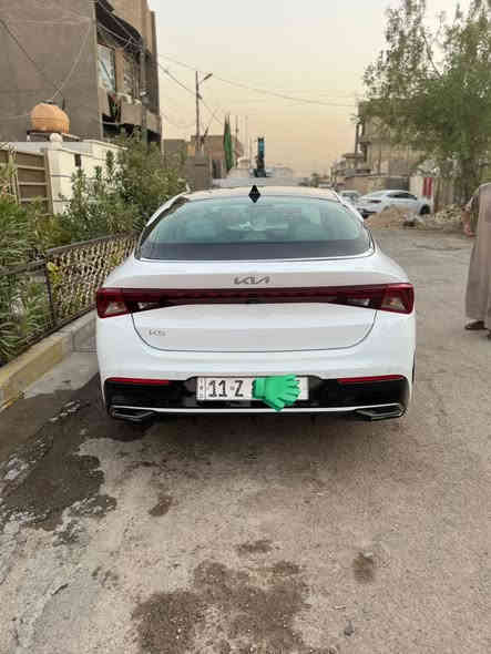 السلام عليكم 
K5 2023
مواصفات ex فول للاخير 
رقم بغداد تحويل ثاني يوم
حادث بس بنيد امبدل 
ماشيه 7000m 
200$ وبيهه مجال
***********
