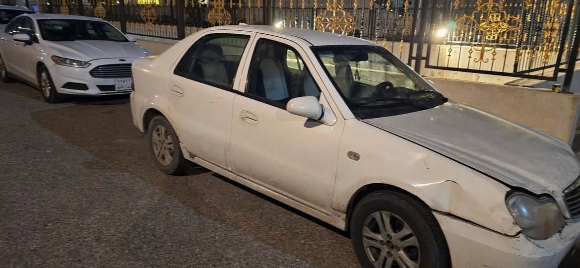 سي كي مودل ٢٠١٣ تحويل وكاله 
بي ضربه وبيها صبح كير محرك الحمدالله تبريد تتفأه خير من الله السياره في دهوك النواقص بس وايرمنيه يرادلها شويه 
***********
٣٣ ورقه
