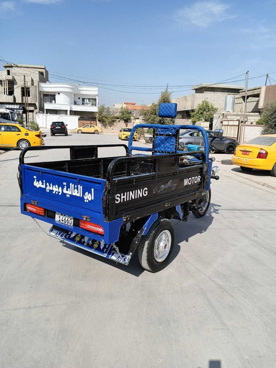 سلام عليكم شباب ستوتة مرقمة للبيع موديل 2020 نضافة فول
على الابلاد فحل عالي شاخوان السعر مليونين و 850 وبيهة مجال حك الشراي 
موحرك 2025 
رقم سنوية الى 2030 
كهربايات شغالة 
نكرة سلف 
للستفسار على هاذا الرقم ***********
