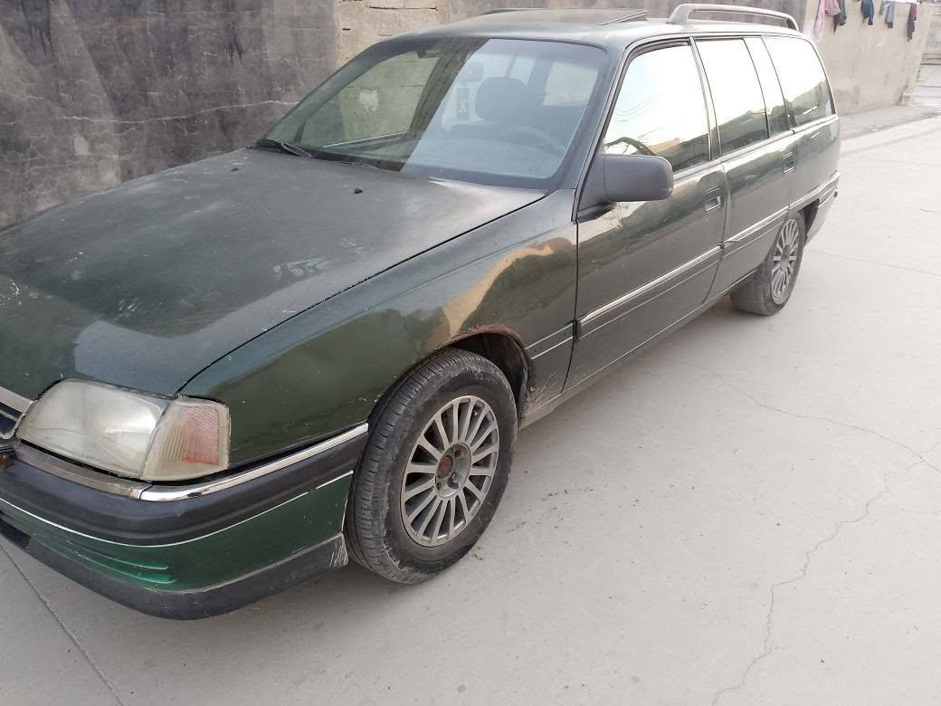 اوبل اوميكاء محرك 20 كير عادي موديل93 موصفات ABS قفل مركزي رقم كركوك مشروع وطني لحد  سنويه بي كوبون بازين كول على بلاد سيار بدون ضربه بدون خياس فقط بس هلال فقط هلال واحد معمل سعر 26 بي مجال بصيط  شرط تحويل غرامه رقم موبايل *********** كركوك, العراق
