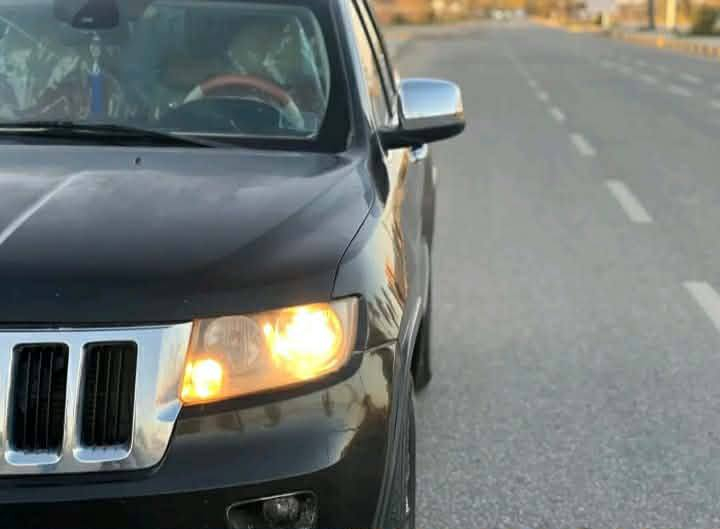 سلام عليكم جيب موديل 13 وارد امريكي بيه جاملغ اليمن فقط او بنيد كلير بدون حادث مكينه  كفاله عامه 3600 رقم بغداد بسمي تحويل ثاني يوم مواصفات فور ويل السياره فتحه سقف كشنات كهرابايه بصمه او بصمت ابواب تشغيل عن بعد تحكم ستيرن لايت زنون اصلي دمام خلفي كامره دواره حساسات خلفيه تبريد فول المكان بابل محاويل ***********
