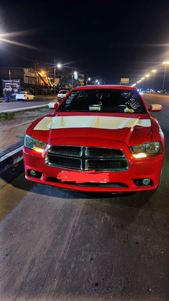 السلام عليكم جارجر هيمي رقم شمالي وسنويه كصه جنطه فقط حادث باب مكينه كير حداديه تبريد كله فول سعر 53 وبيهه مجال بصره اتصال او وتساب ماعندي ماسنجر ***********
