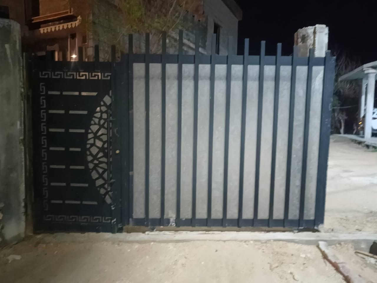 السلام عليكم باب سياج طول 3متر
السعر 475
لاتصال عل الرقم ***********
