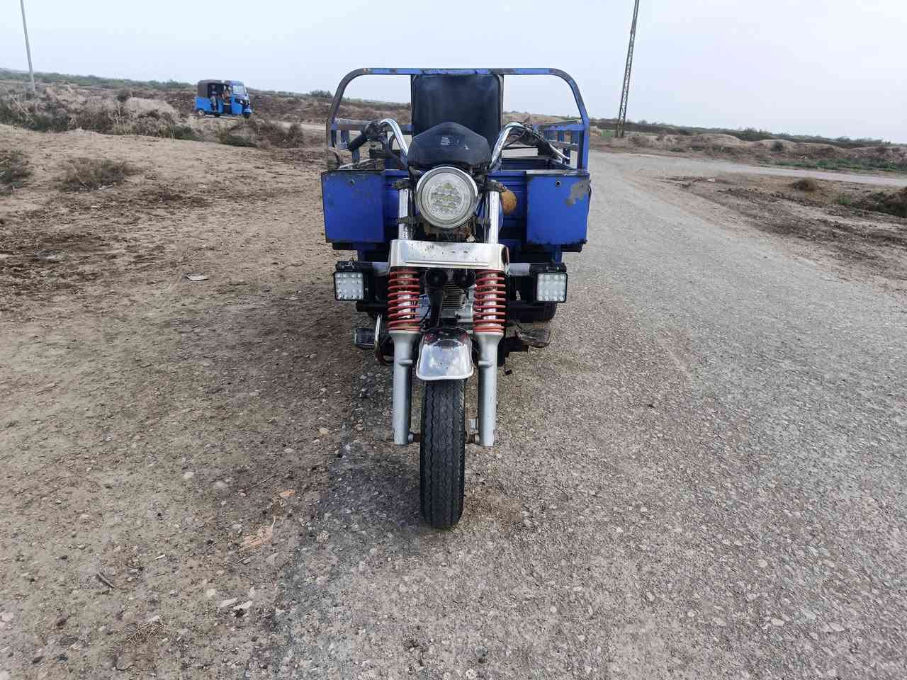 سلام  عليكم عيدكم مبارك يوجد ستوته للبيع جمره فحل ٢٠١٥ جاهزه للعمل مكينه مديل ٢٥ كير بوكس جديد شفتات بولبرنات بنزات كلجات أكسل  تايرات كله جديد شوفت عينك خير من الله السعر ١,٢٥٠مليون وربع أو بيه مجال  ‏‪***********‬‏
