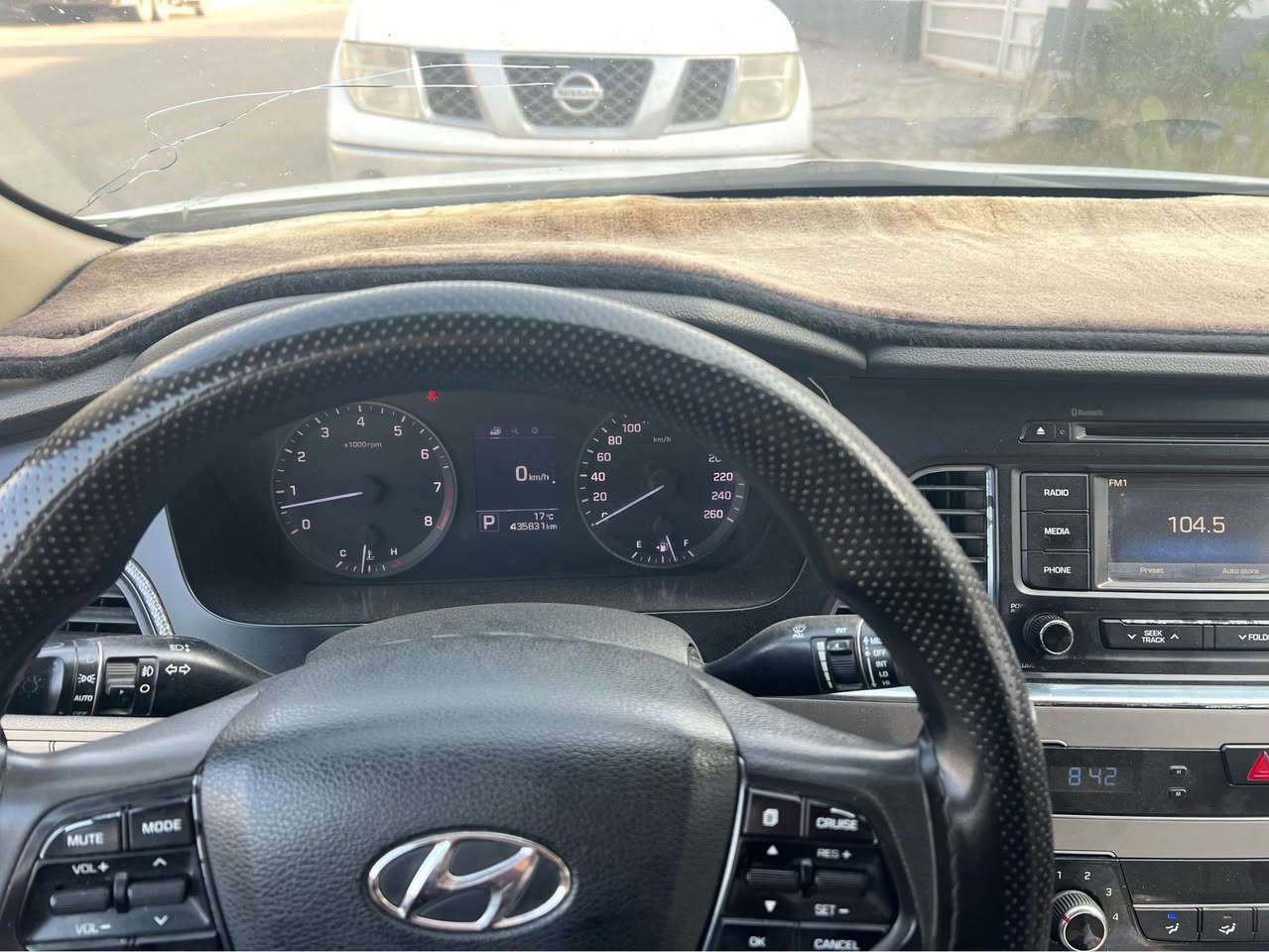 السلام عليكم
سوناتا خليجي 2016 للبيع 
نص فول رقم اربيل 
تبريد قطعتين/حساس خلفي+كامره خلفيه
3 انضمه قياده/ كشن كهرباء/محرك2400/
كروس مثبت سرعه/اشاير مري/
مبدل بيها قطعتين
مكان السيارة النجف الاشرف 
*********** النجف, العراق
