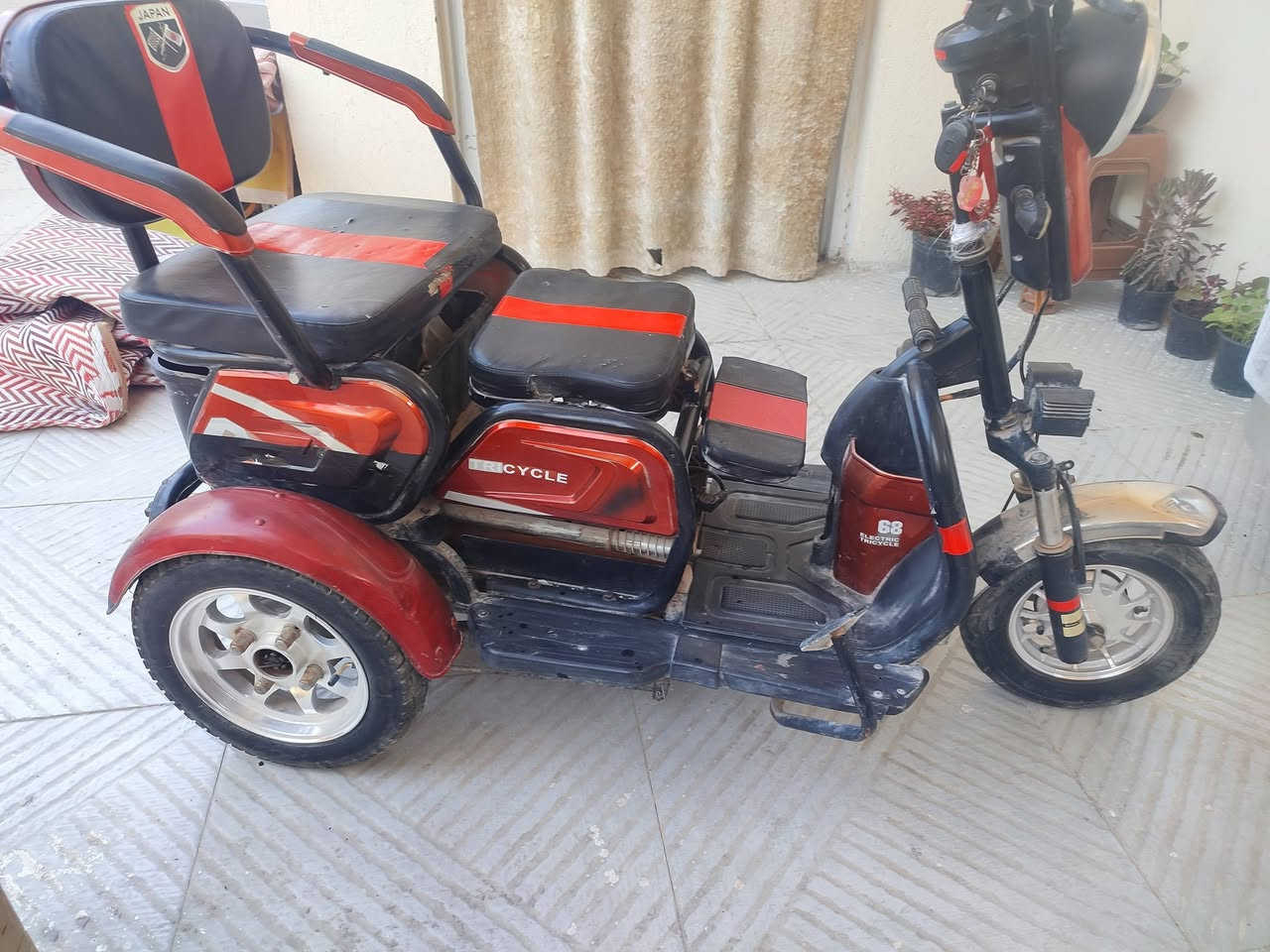 للبيع دراجه مال معوقين  شحن عوزهه بس باتريات مالتهه شحن نضيفه وماعايزه شي وياهه سقفيه شراي يتفضل خاص مكاني الكوفه شارع مطار جديد سعرهه 450


**إذا كنت صاحب هذا الإعلان وتريد حذفه لأي سبب، رجاءا أرسل رسالة إلى الدعم الفني**